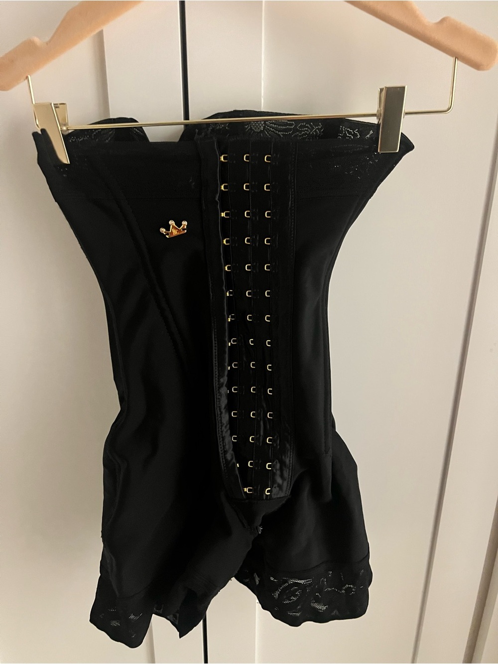 Black Hook-and-Eye Waist Trainer Shapewear